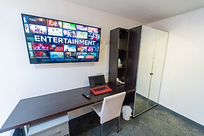 100 Dale Road Studios in Guest House