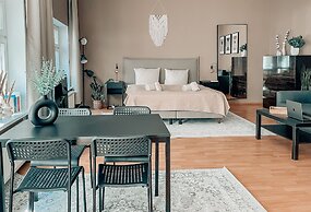 Luga Homes - Chausseehaus