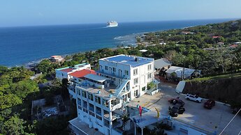 Lunas View Hotel and Restaurant