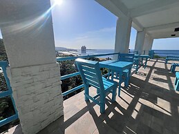 Lunas View Hotel and Restaurant