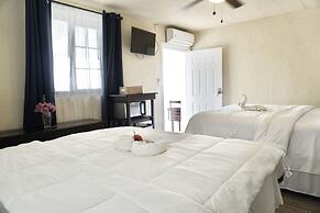 Lunas View Hotel and Restaurant
