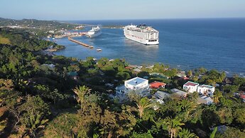 Lunas View Hotel and Restaurant