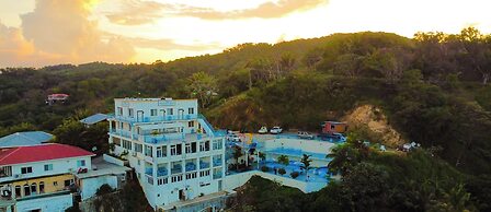 Lunas View Hotel and Restaurant