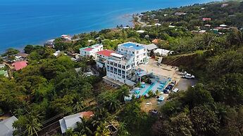 Lunas View Hotel and Restaurant