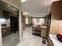 CHOSKA RESIDENCE