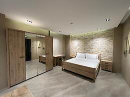 CHOSKA RESIDENCE