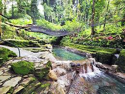CAMIGUIN LANZONES RESORT