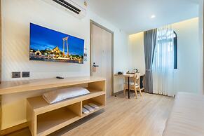 Phra Nakhon Poshtel