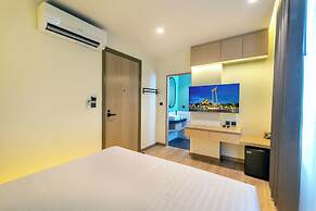 Phra Nakhon Poshtel