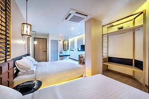 Phra Nakhon Poshtel