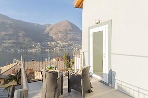 Pozzo Vertical Apartment With Garden and Parking