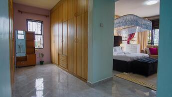 HUTLAND HOTEL