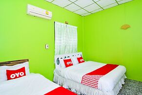 OYO 499 Pattaraporn Hotel