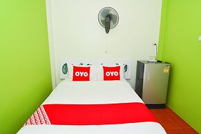 OYO 499 Pattaraporn Hotel