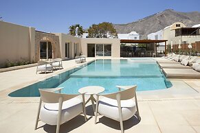Apricus Suites