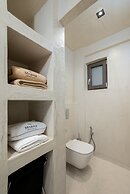 Mneme Suites & Villas