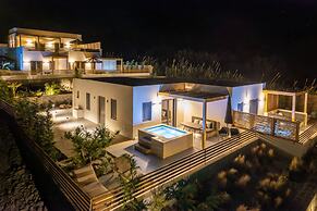 Mneme Suites & Villas