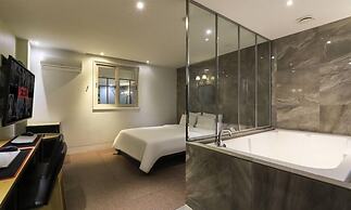 H2 Hotel