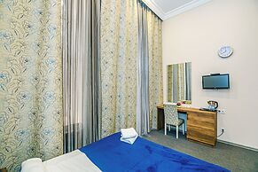 Bristol Hotel