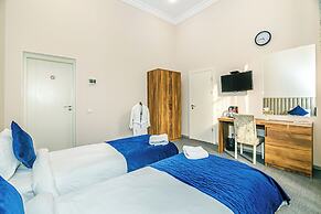 Bristol Hotel
