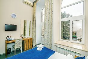 Bristol Hotel