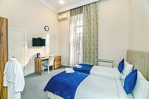 Bristol Hotel