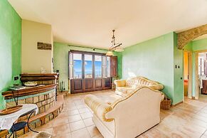 Beautiful Apt With Seaview Terrace