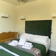 Kemani Villa Sara