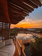 Hotel Shibari Tulum - Restaurant & Cenote Club