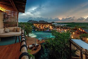 Hotel Shibari Tulum - Restaurant & Cenote Club