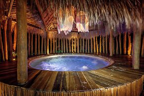 Hotel Shibari Tulum - Restaurant & Cenote Club
