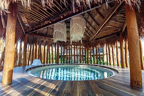 Hotel Shibari Tulum - Restaurant & Cenote Club