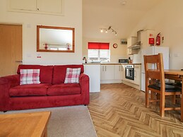 2 Manleigh Park