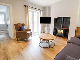 1 Golf Links Cottages