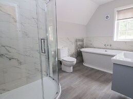 1 Golf Links Cottages