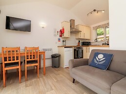 9 Manleigh Park