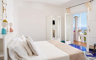 Villa Bijoux - Luxury Villa Sea View