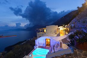 Villa Venusta - Majestic Villa With Pool