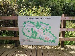 6 Manleigh Park