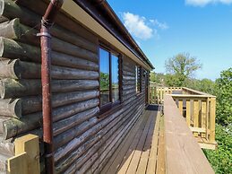 3 Manleigh Park
