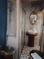 Mazi Otel