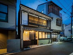 Marikoji Machiya House