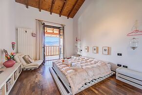 Miralago Lake View & Private Garden