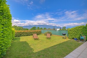 Miralago Lake View & Private Garden