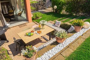 Vico Garden-203 in Como
