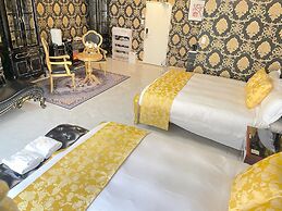 HOTEL LOMOSA