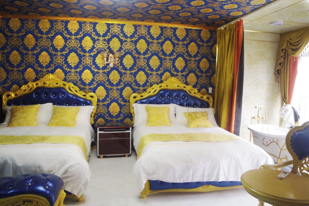 HOTEL LOMOSA