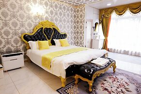 HOTEL LOMOSA