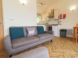 14 Manleigh Park
