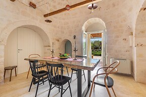 3224 Trulli Almaviva by Perle di Puglia
